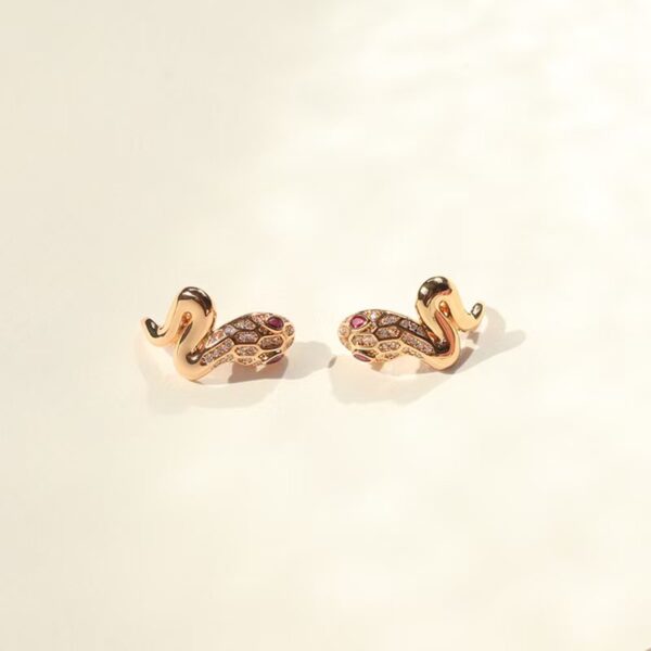 Irresistible Huawei earbuds jewelry