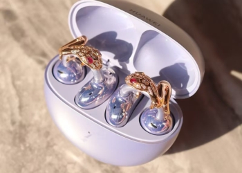 Irresistible Huawei earbuds jewelry
