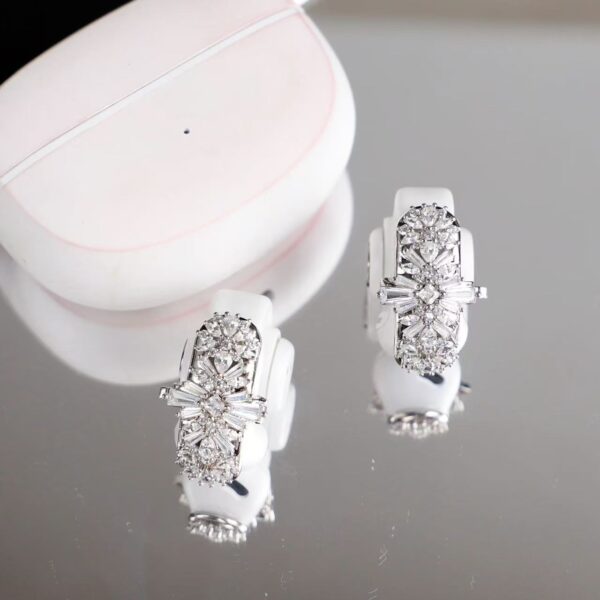 Bose earbuds clip on earrings