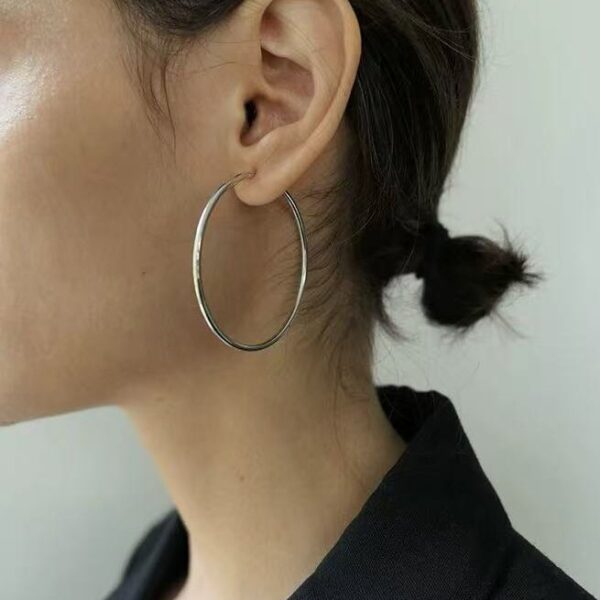 2.7 18k gold hoop earrings for women, lightweight hypoallergenic huggie earrings, cartilage hoops for women trendy jewelry