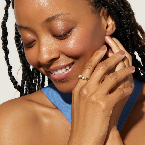 8.5 Wholesale Custom Jewelry Trendy Twisted Gold Plated Ring with Cubic Zirconia Fashion Pave Brass Ring for Women