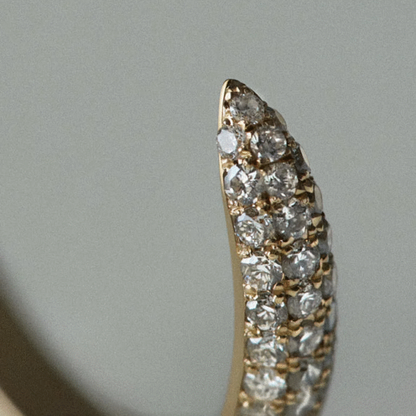 Hot Selling 925 Sterling Silver Fine Ring with Open Design 5A Cubic Zirconia Diamond Impressive Set