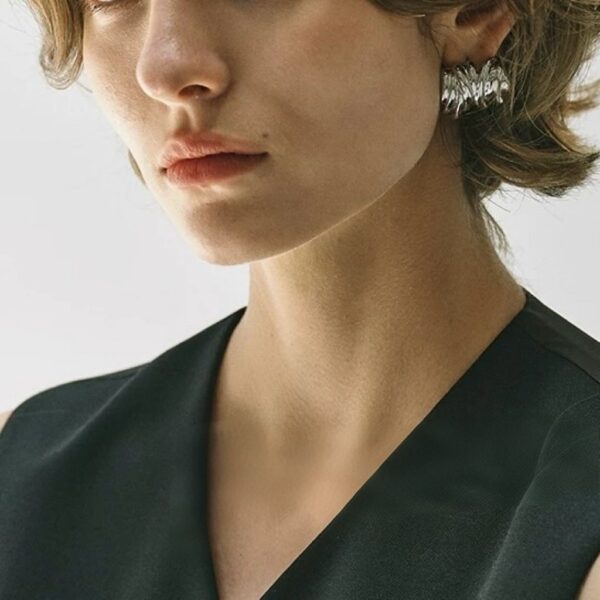 Sliver stud earrings