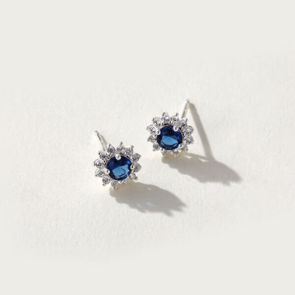 2025 New Style Brass Stud Earrings with Blue Crystal Cubic Zirconia Good Price Fine Jewelry Silver Plated for Gift