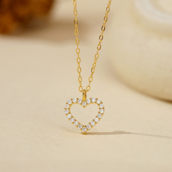 Women's Sterling Silver Wedding Jewelry Gold-Plated Zircon Heart-Shaped Pendant Necklace Love Design Fine Pendant Necklaces