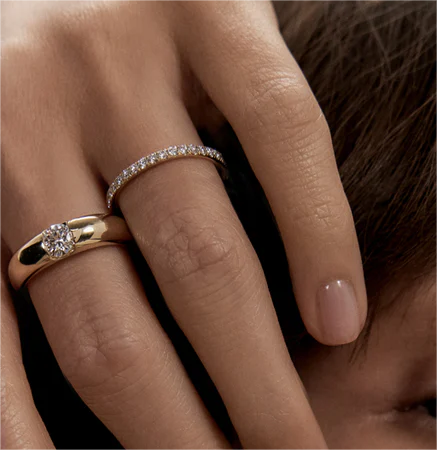 v5 High Quality Chunky Silver Moissanite Women's Wedding Ring New Oval Design Gold Plated Jewelry for Engagement Gift Party