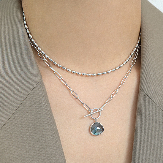 long necklace for women