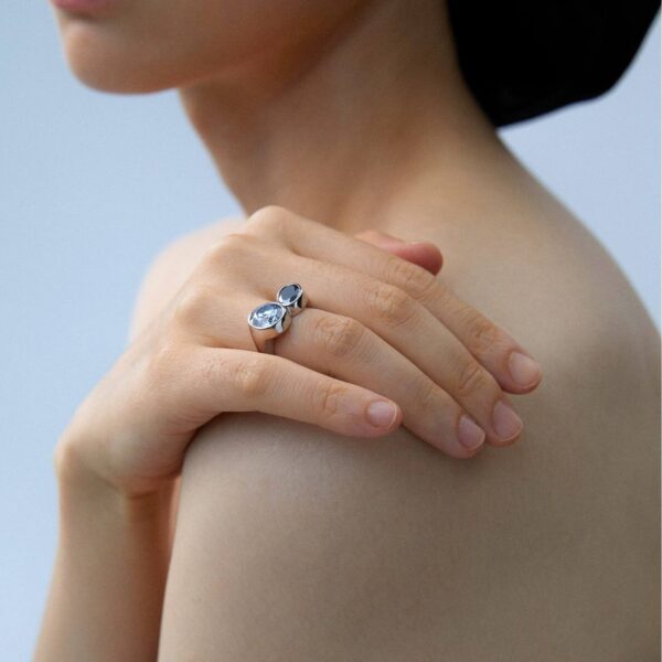 z6 2025 Luxury High-End 5A Cubic Zirconia Women's Fine Jewelry Stylish Waterproof Water Drop Ring Wedding Party Sterling Silver