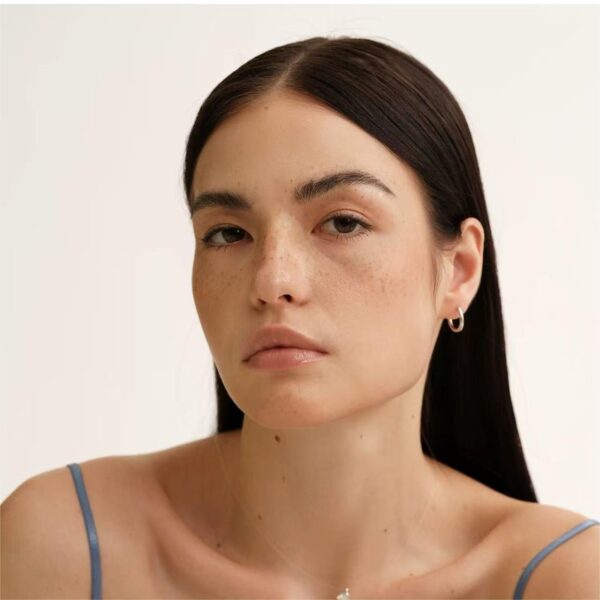 微信图片_20251011091542_523_10 Small hoop earrings for women, lgihtweight hypoallergenic huggie earrings, cartilage hoops for women trendy jewelry