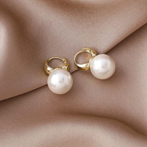 2025 Trendy Wholesale Classic Pearls Hoops, Fashionn Gold Planted Pearl Earrings, Gold Jewelry for Women Girls Gift