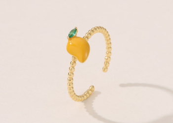 Wholesale Classic Brass Gold Rings for Women, Trendy Gold Plated Fruit Zircon Ring for Weddings