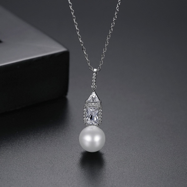 Pearl Pendant Simple Pearl Necklaces, Pendants Adorned with Cubic Zirconia, Brass Earrings Jewelry Non Tarnish