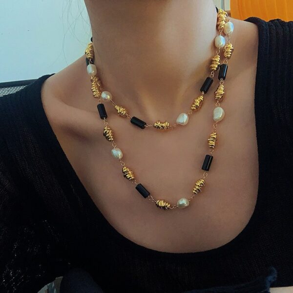 Vintage Twisted Flower Long Ladies Gold Necklace, Light Luxury Blue Spruce Layered Sweater Chain